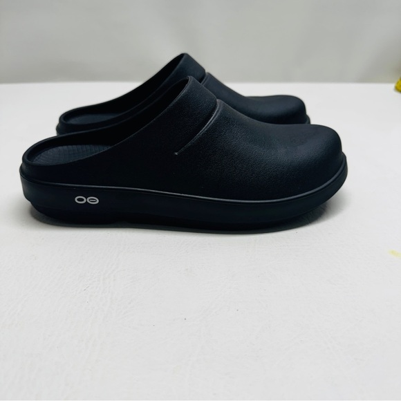 OOFOS UNISEX OOCLOGS SOZE SIZE M8 W10 black - Picture 5 of 7